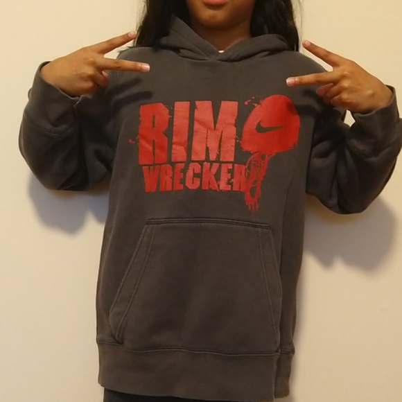 Nike Kids basketball sweatshirt with hood - Picture 1 of 7